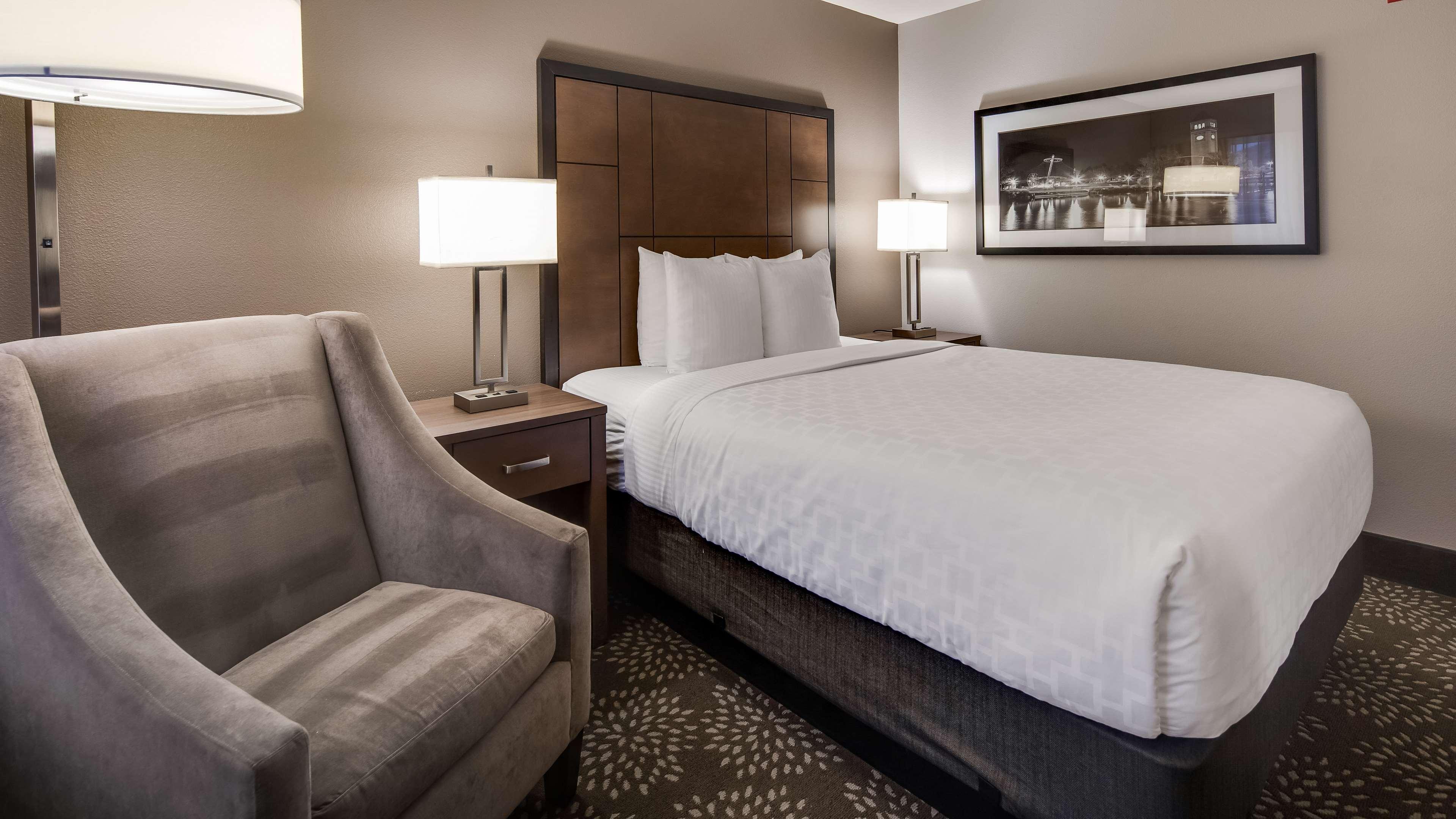 Best Western Plus Spokane North Exterior photo