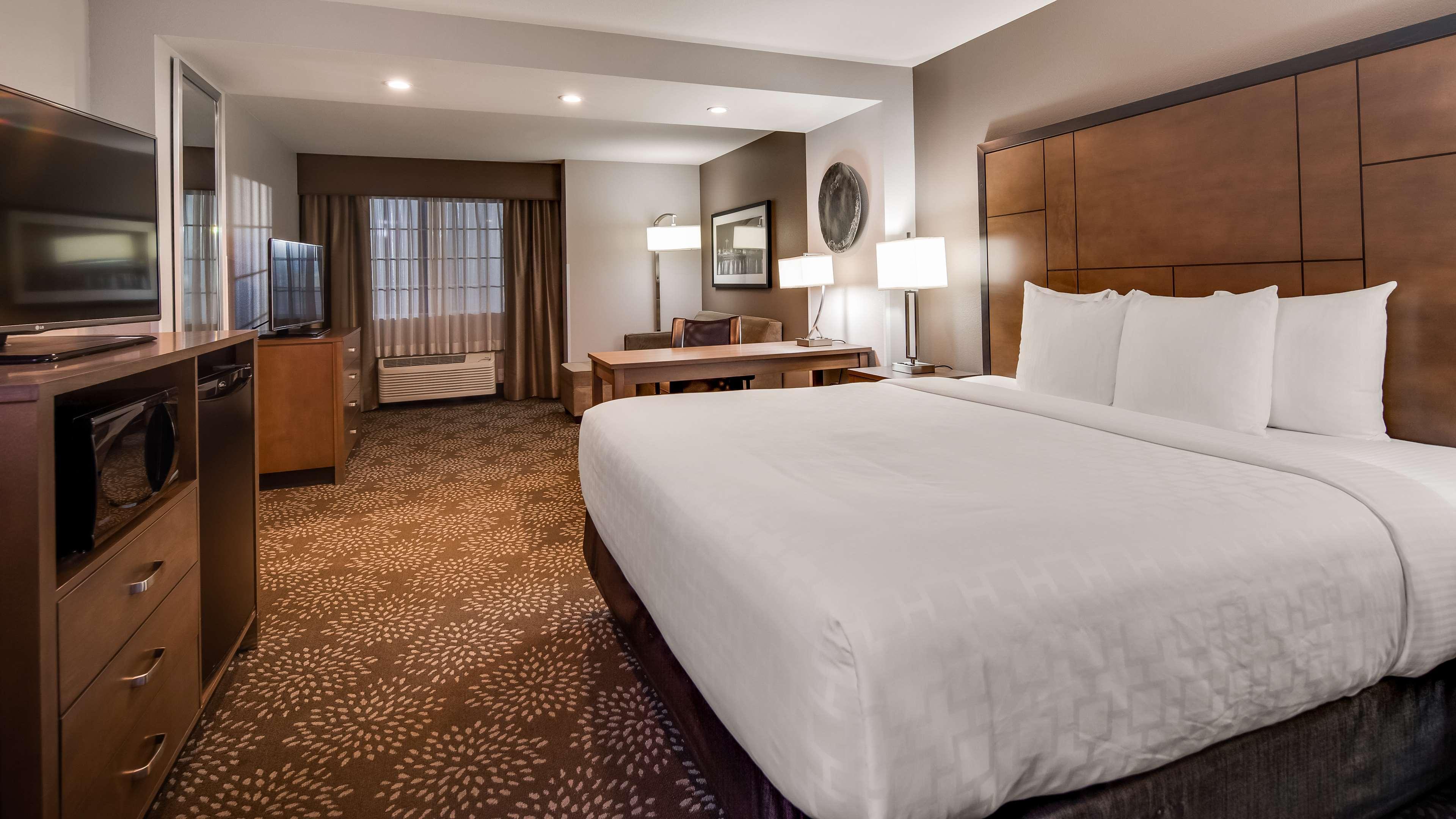 Best Western Plus Spokane North Exterior photo